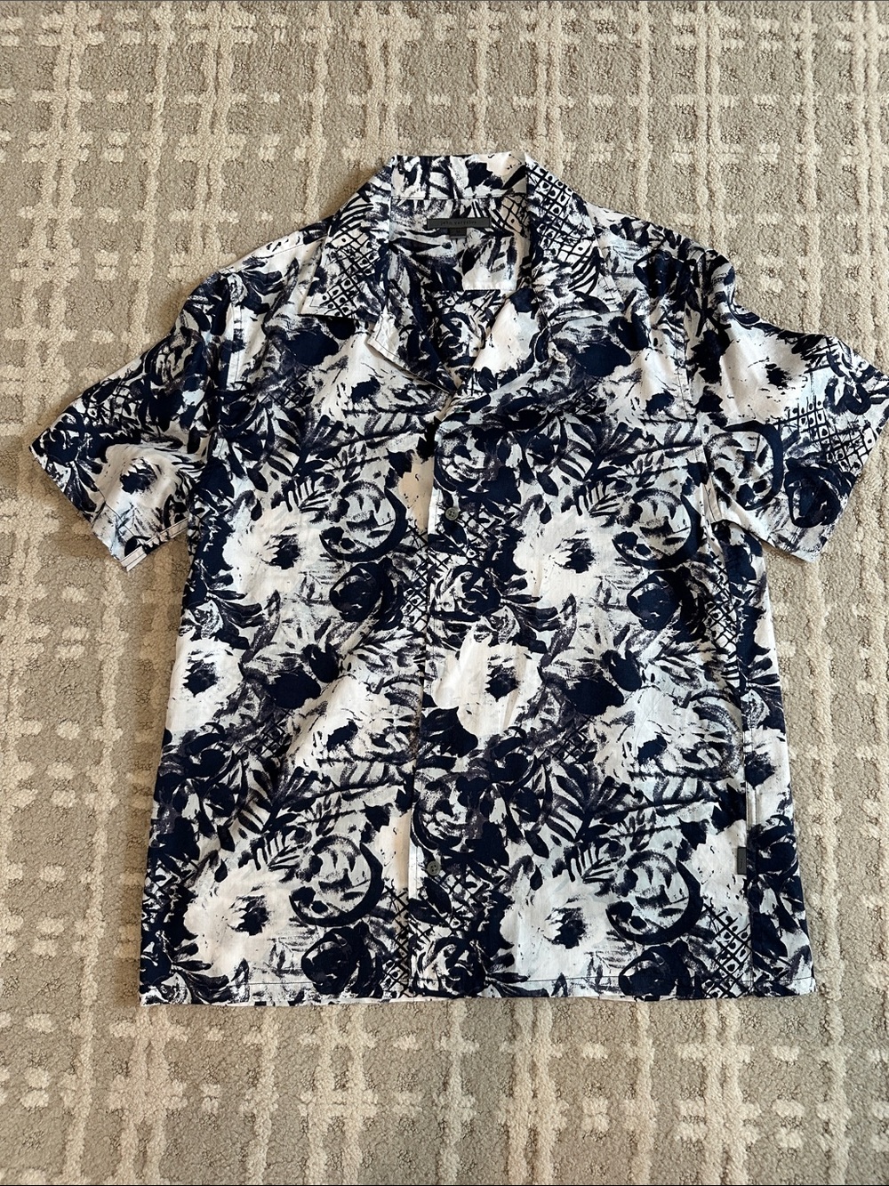 John Varvatos White & Navy Floral Button-Front Short-Sleeve Shirt
